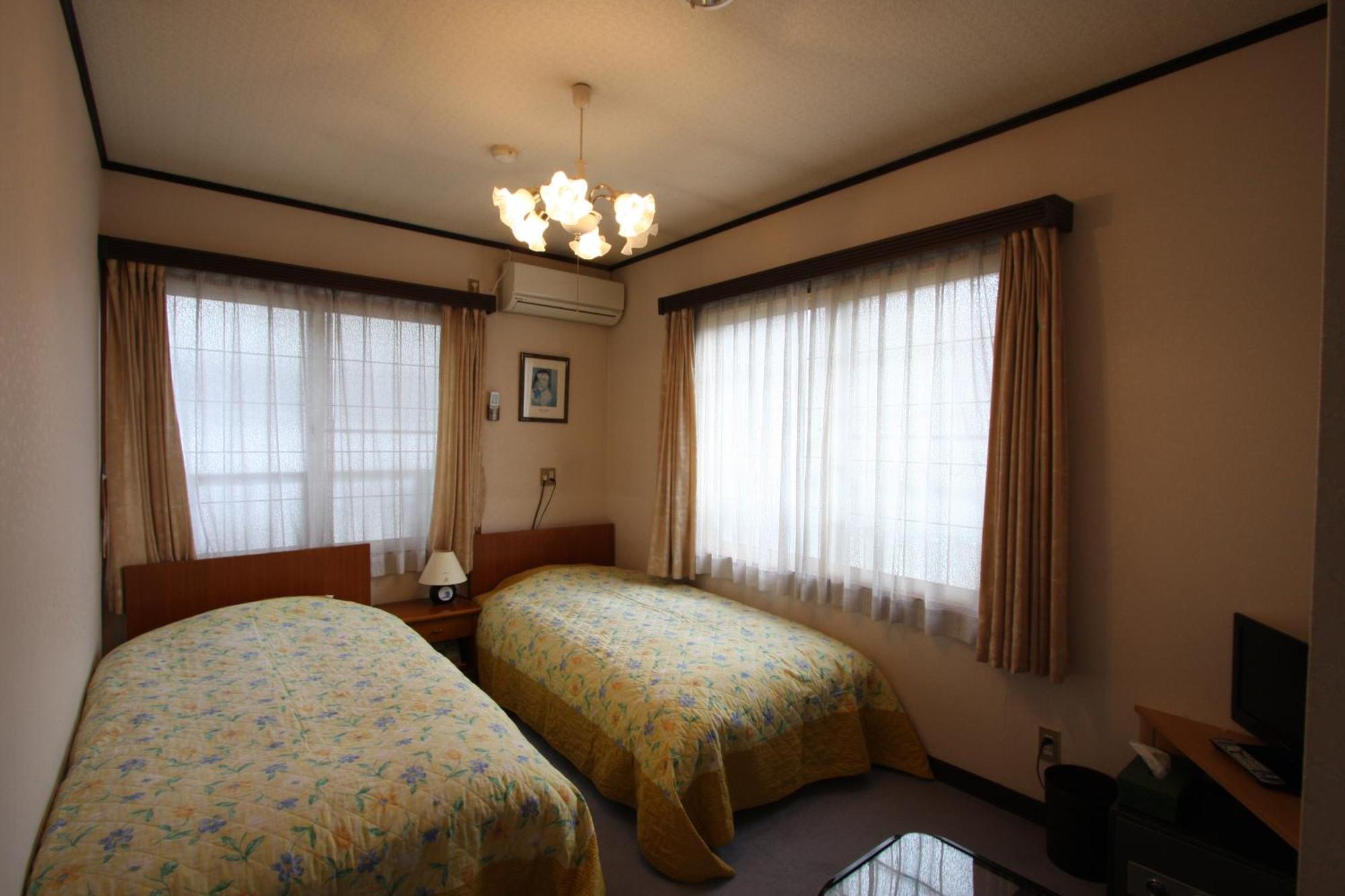 Nozawaonsen Yamayasanso Exterior photo
