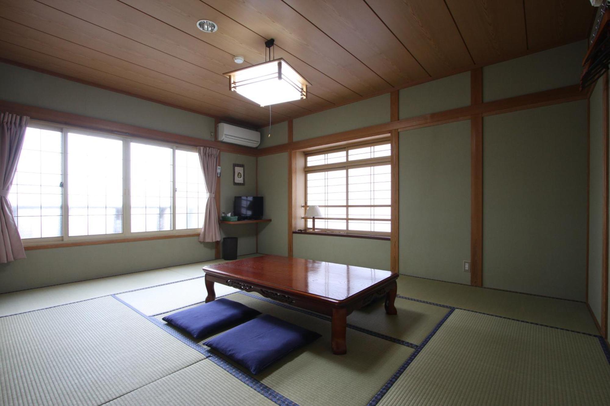Nozawaonsen Yamayasanso Exterior photo