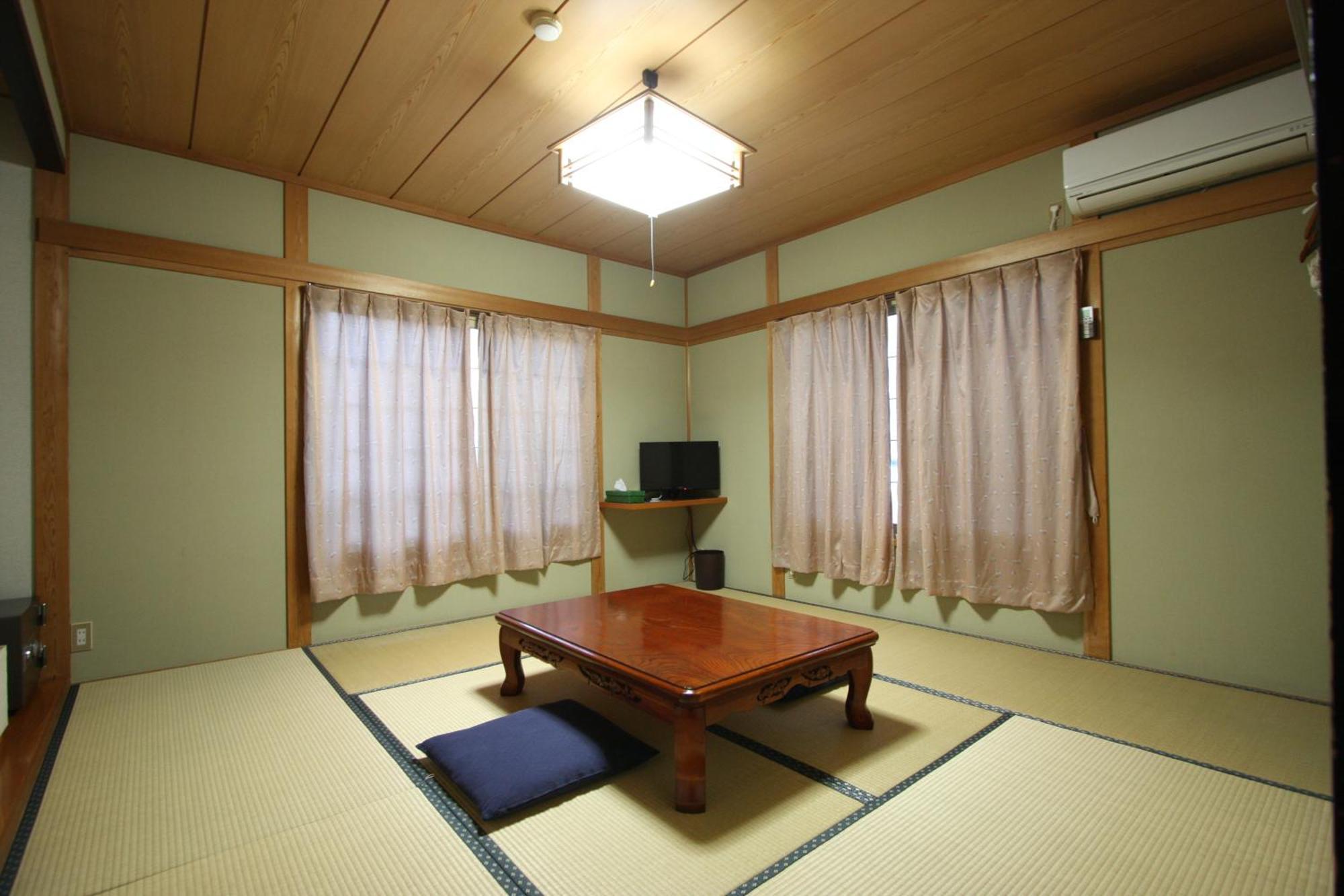 Nozawaonsen Yamayasanso Exterior photo
